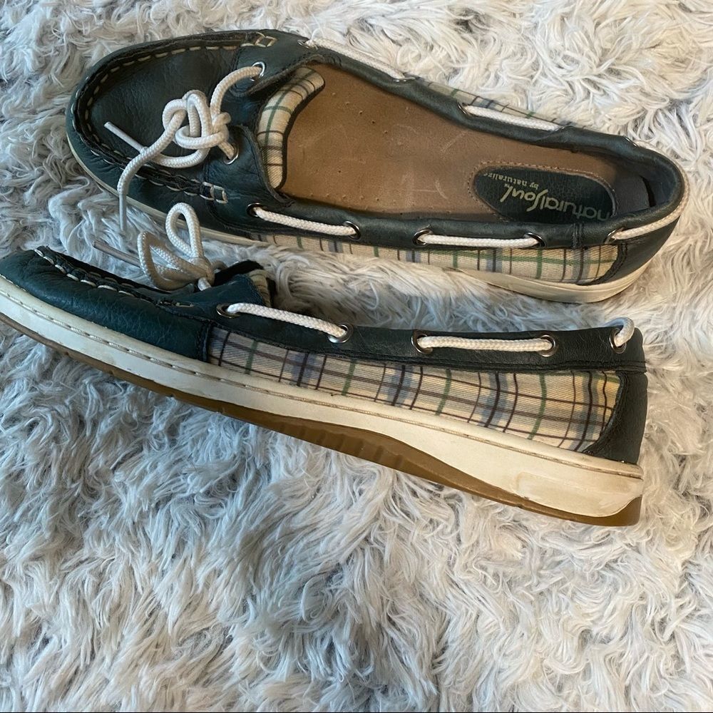 Oliver from Naturalizer Green Leather White Detail Comfy Preppy Top Siders Sz 7 - Picture 8 of 9